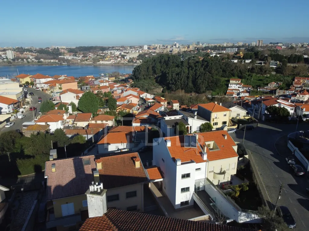 Õhuvaade - Duplex Apartment with River View in Vila Nova de Gaia