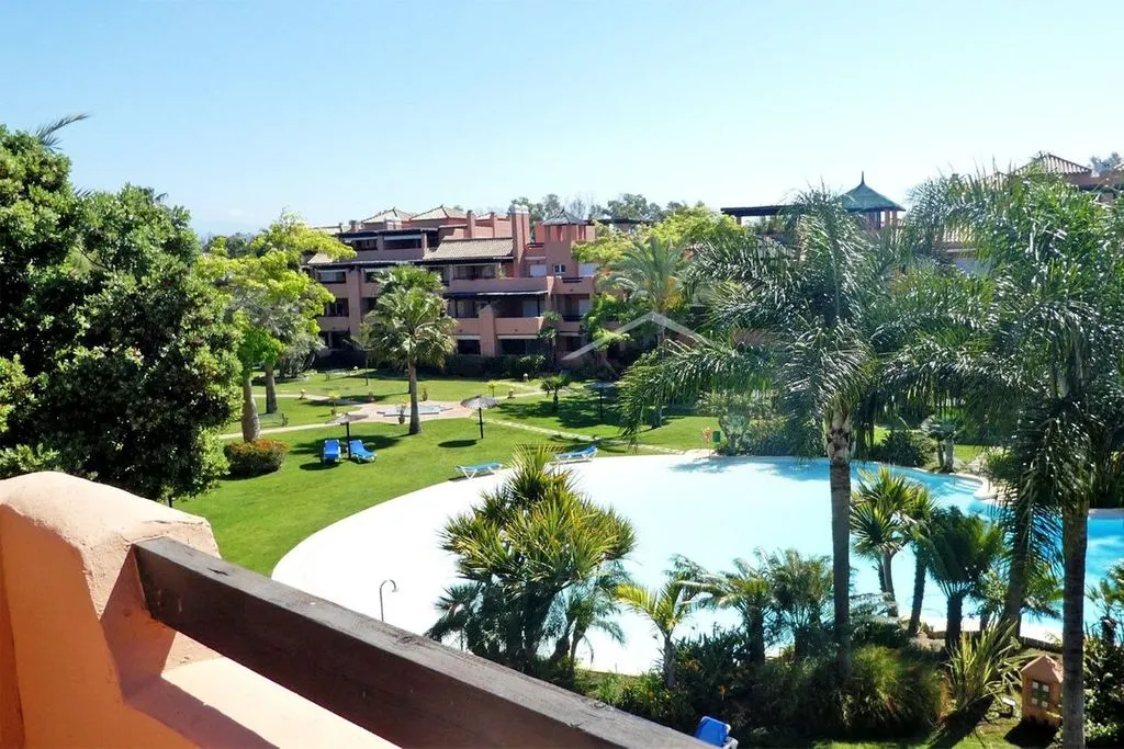 Balcon - Duplex Penthouse with Pool in Guadalmina