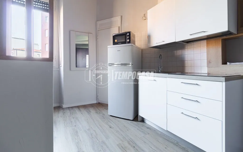 Cucina - Studio Flat with Metro Access in Milan