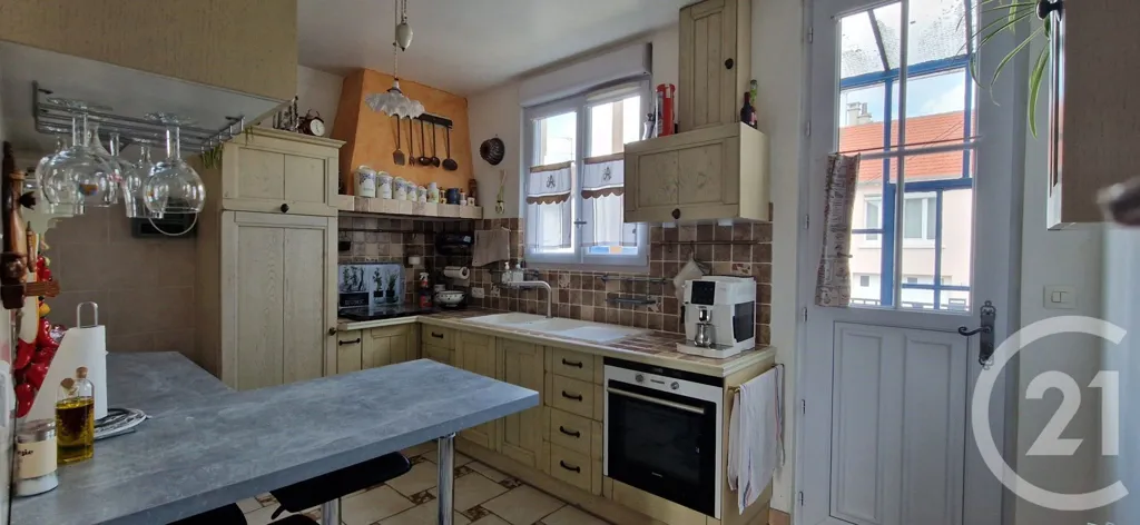 Cuisine - Maison 5 pièces à Chambly