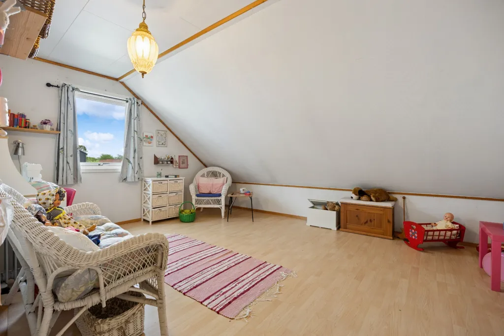 Magamistoad - Detached House with Sea View in Skeie