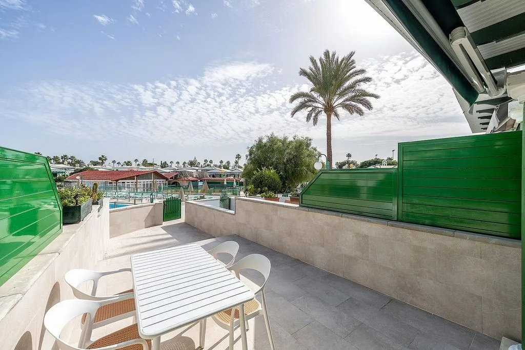 Terrass - Reformed Bungalow with Terrace in Maspalomas