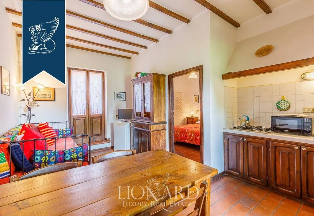 Salle à manger - Luxury Farmhouse with Pool near Spoleto