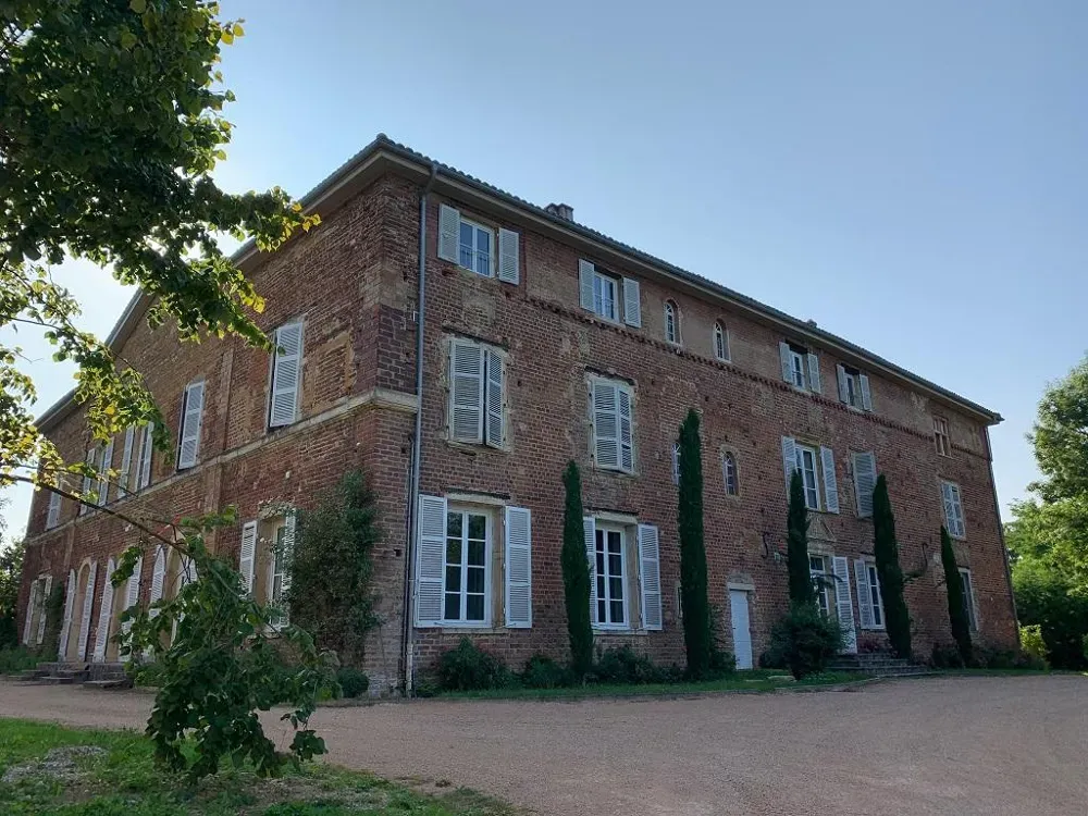 3-toaline korter asukohas Ars-sur-formans