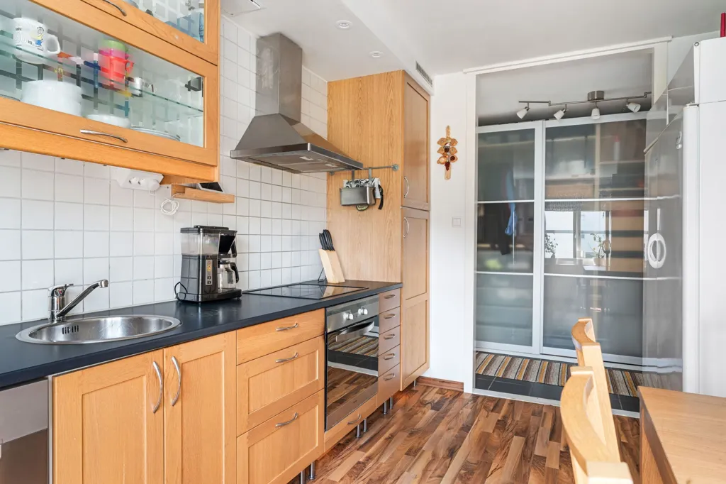 Kitchen - 2.5A Apartment with Balcony in Solbacken