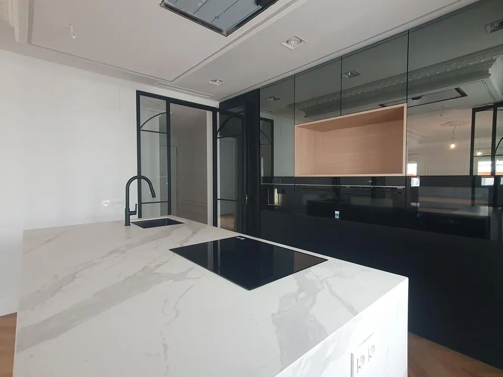 Cuisine - Reformed Apartment with Views in Goya, Madrid