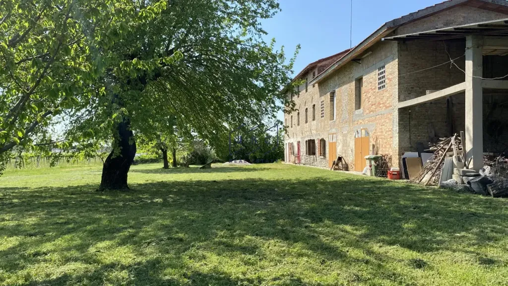 Välivaade - Rustic House with Garden in Ormelle