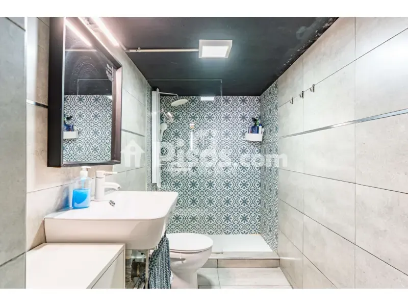Salles de bain - Duplex with Patio in Puerta del Ángel, Madrid