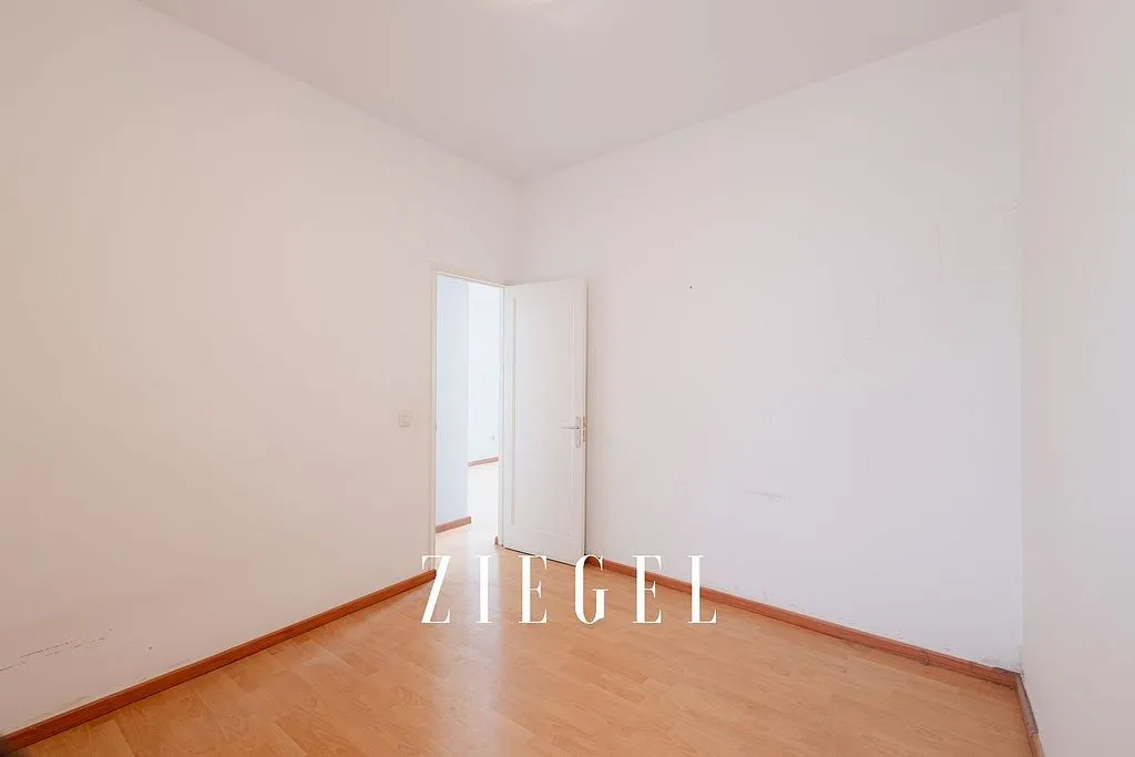 Toad - Apartment with Balcony in Toscal