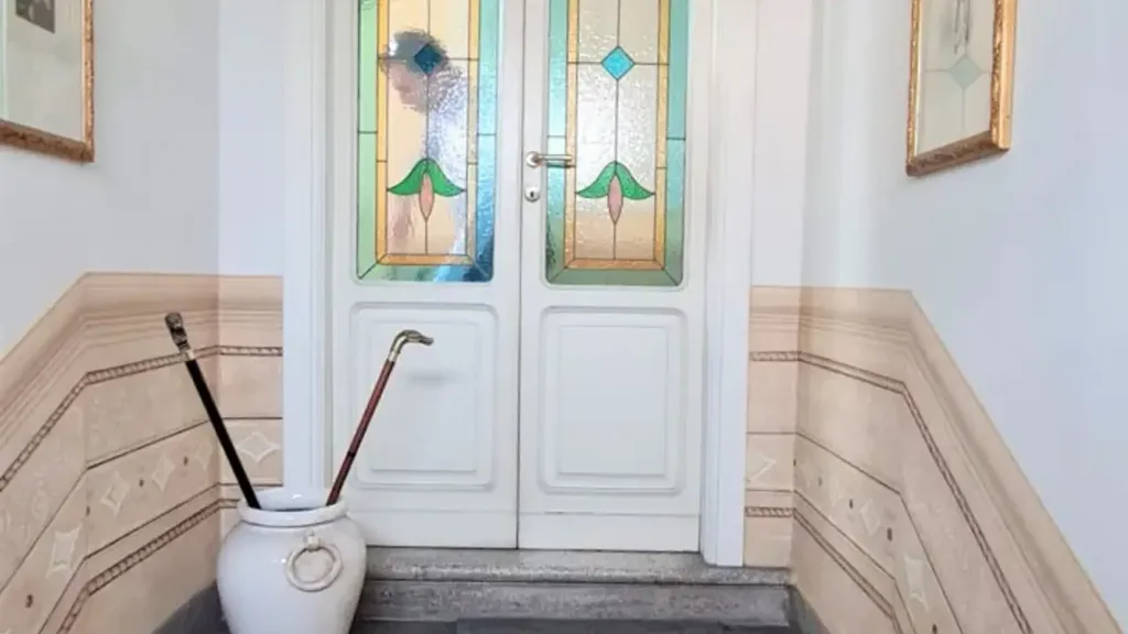 Esik - Restored Liberty-Style Semi-Detached Villa in Montevarchi
