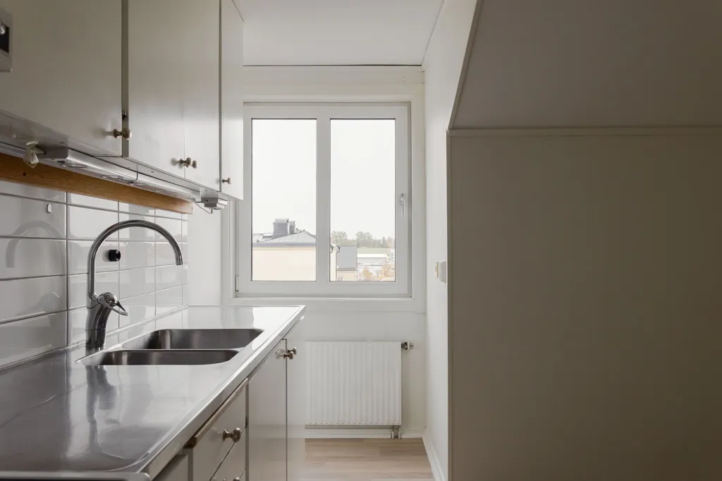 Cuisine - Central One-Bedroom Flat with Balcony in Växjö