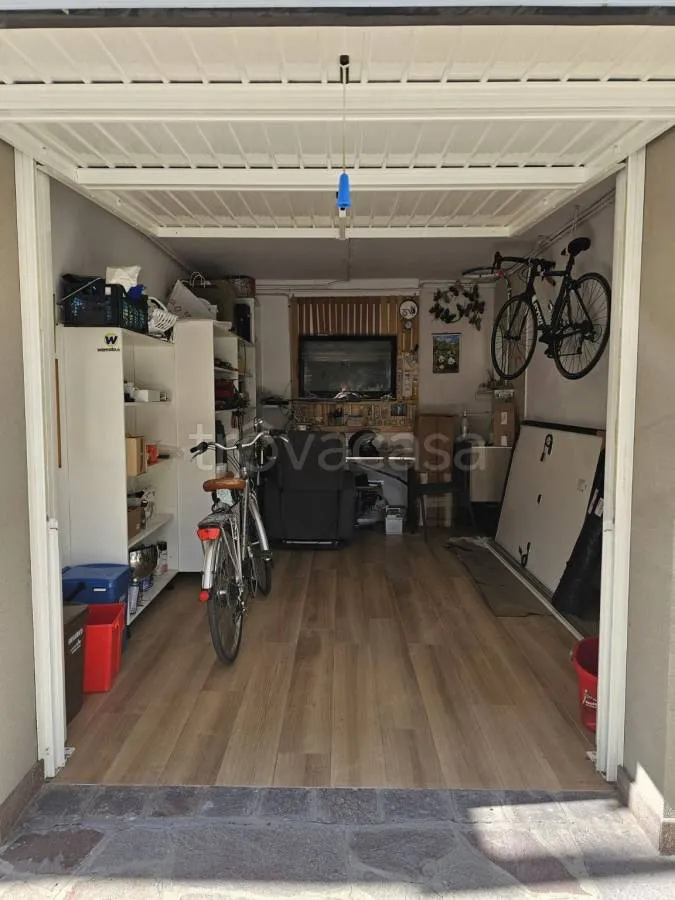 Garage - Modern Apartment with Terrazzone in Pesaro