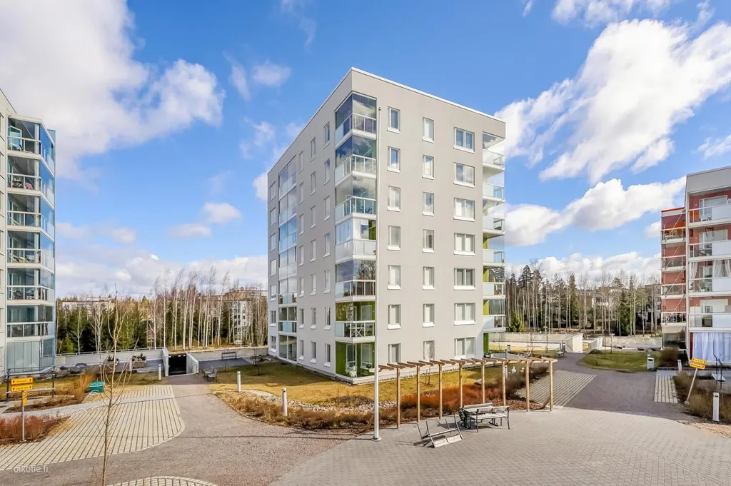 Välivaade - Spacious Duplex with Balcony in Asola, Vantaa