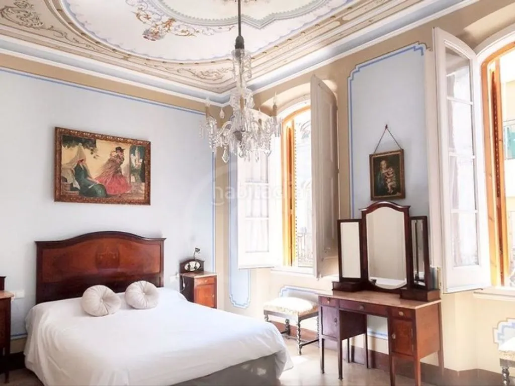 Chambres - Neoclassical House with Beach Proximity in Premià de Mar
