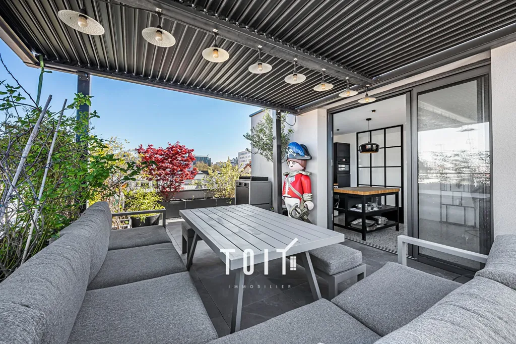Terrazza - Contemporary House with Rooftop in Malakoff