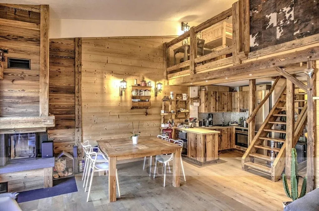 Séjour - Loft Duplex Rénové à Megeve