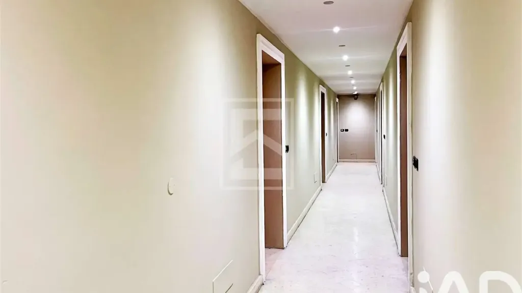 Entrée - Penthouse with Pool View in Desenzano del Garda