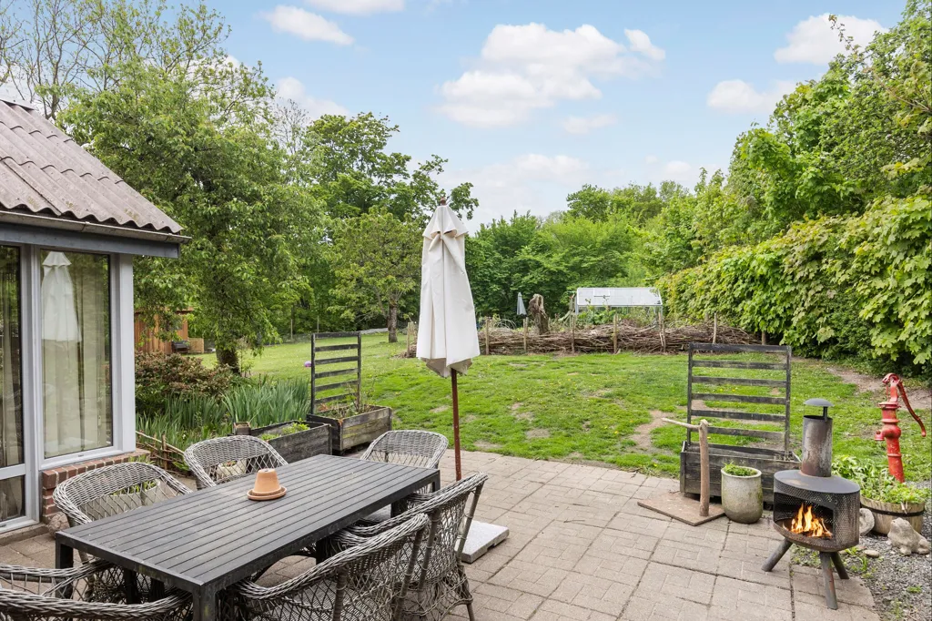 Terrasse - Fenced Villa with Garden in Fårup