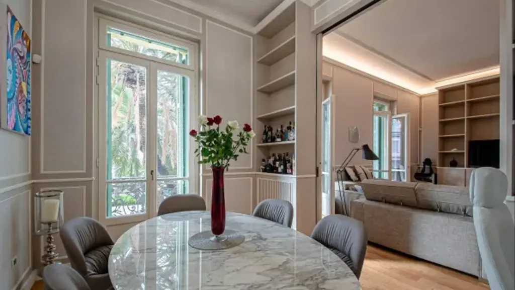 Dining Room - Luxury Flat with Sea View in Bordighera