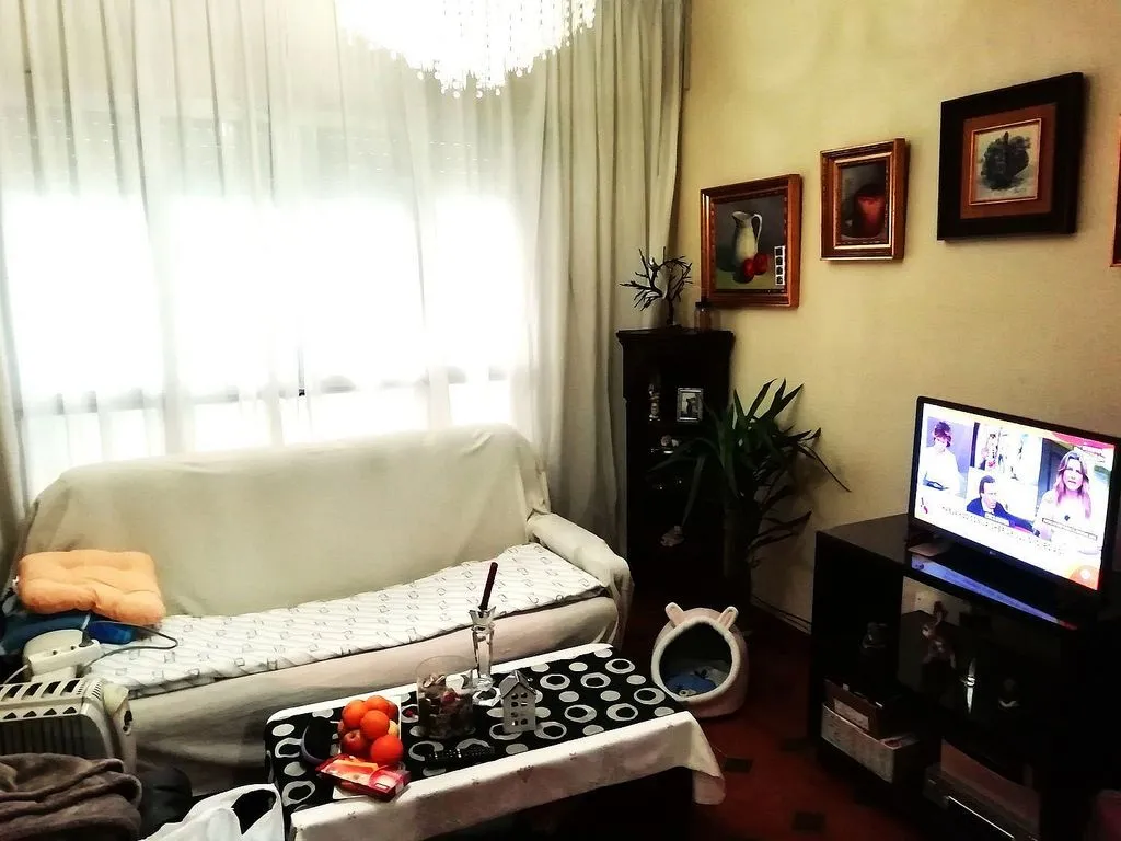 Living Room - Spacious Ground Floor Flat with East View in Sueca