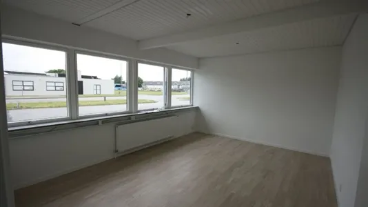 Pièces - Office Space with Workshop in Viborg