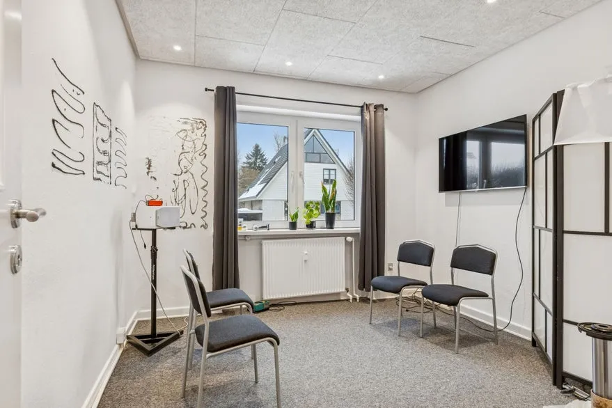 Studio - Mixed-Use Property with Central Location in Odense