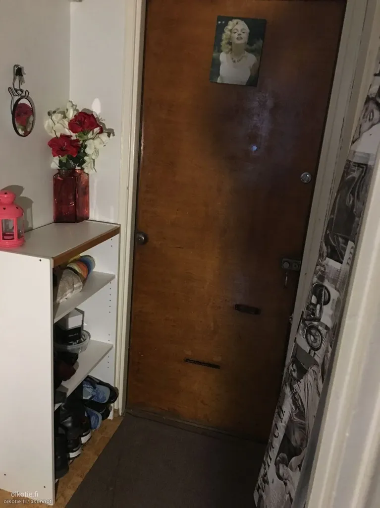 Esik - Studio Flat with Storage in Sörnäinen, Helsinki