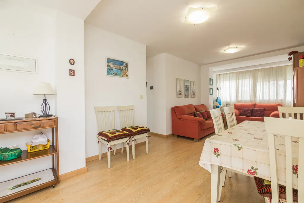 Dining Room - Renovated Bungalow with Beach Access in Tamarit