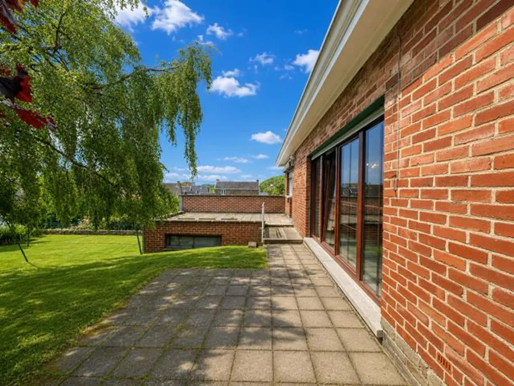 Aed - Bungalow with Garden in Esneux