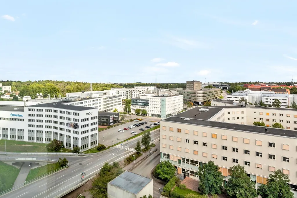 Vue aérienne - Apartment with South-Facing Loggia in Kista