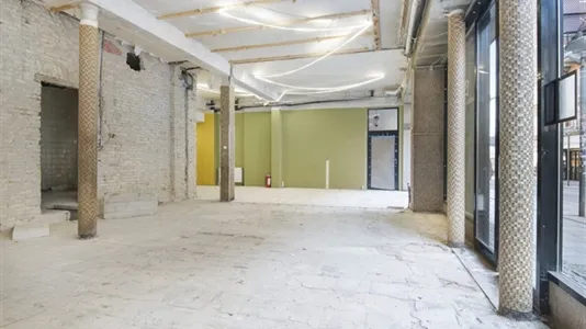 Stanze - Commercial Space with Large Windows in Aalborg Centre