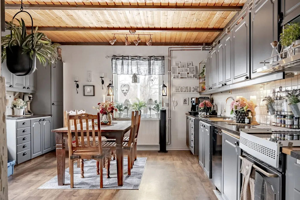Cuisine - Spacious House with Garden in Södermanland