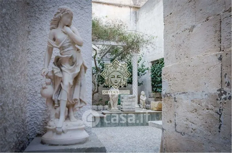 Garden - Rented Duplex with Loggia in Siracusa