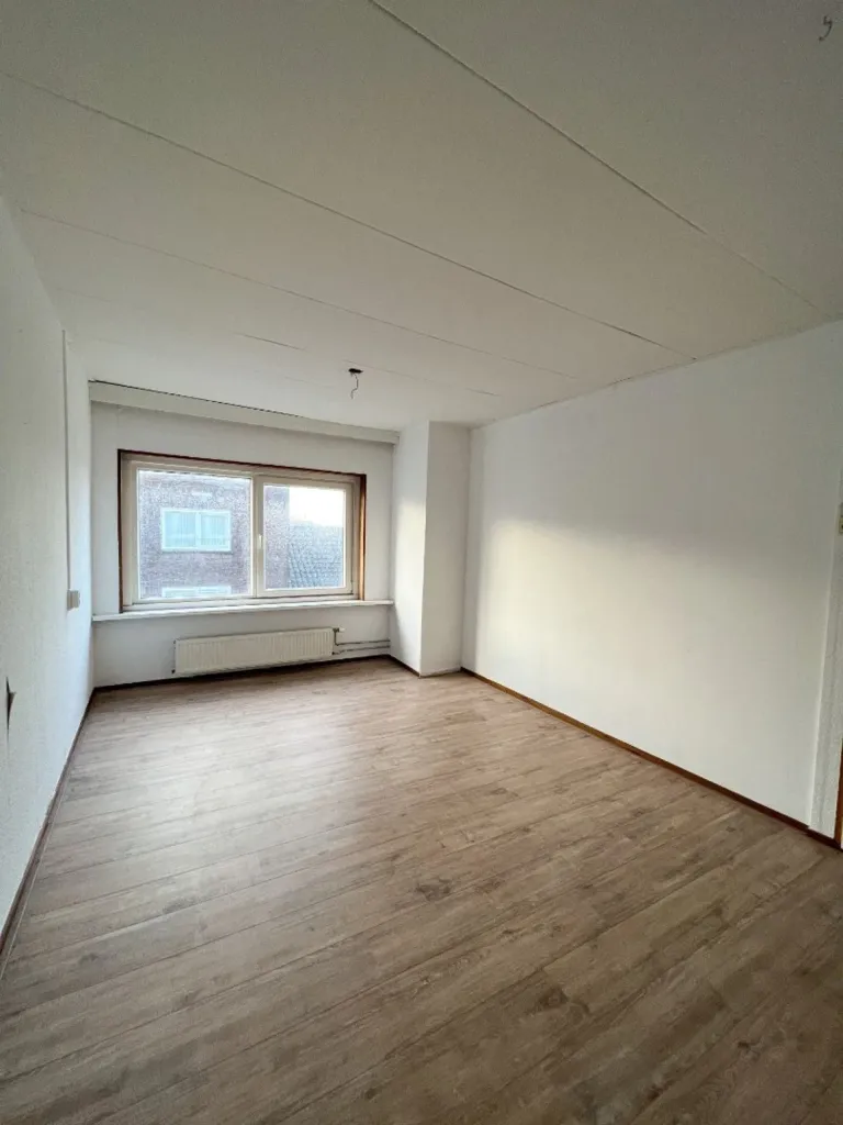 Pièces - Student-Friendly Apartment with Balcony in Rotterdam