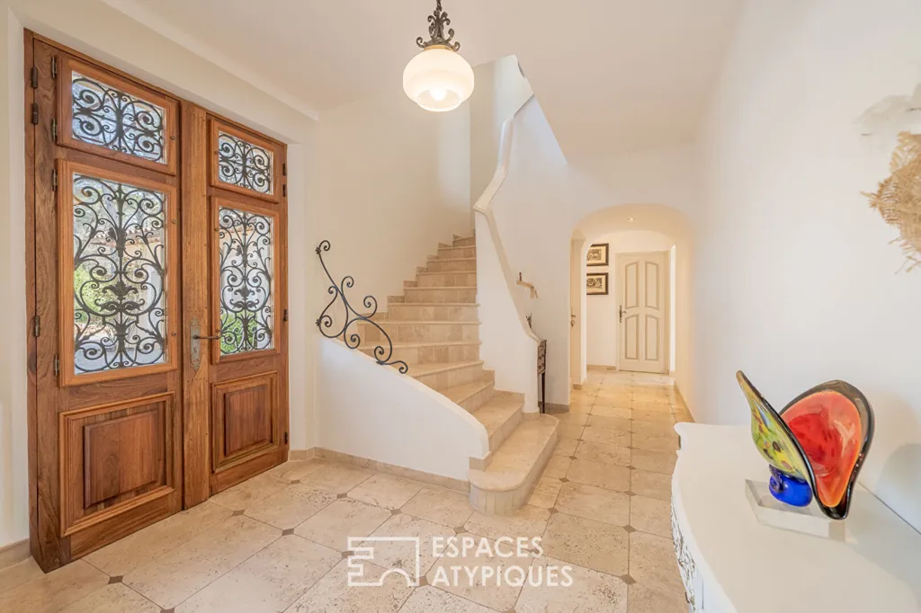 Esik - Contemporary Bastide with Pool in Trans-en-Provence