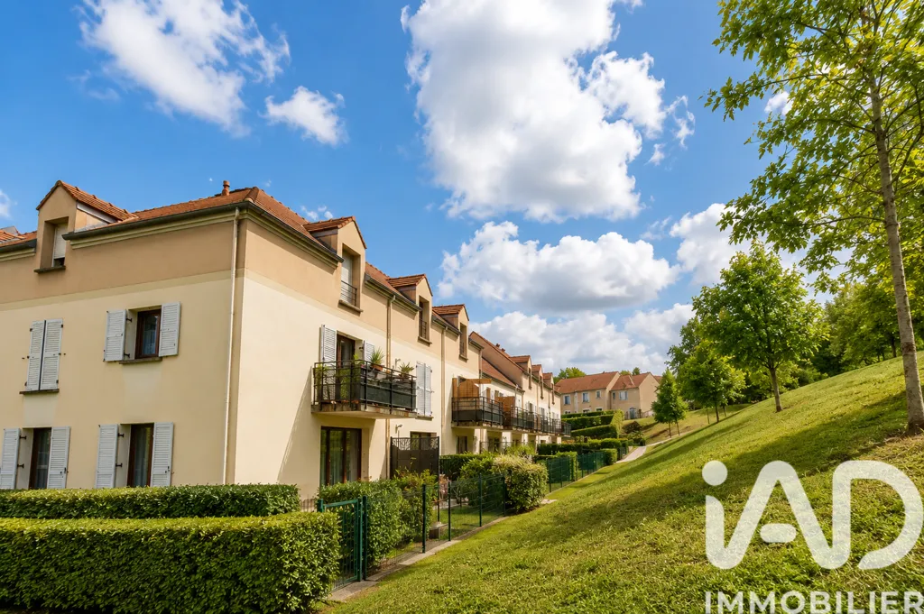 Extérieur - Appartement Récemment Construit avec Terrasse à Maffliers