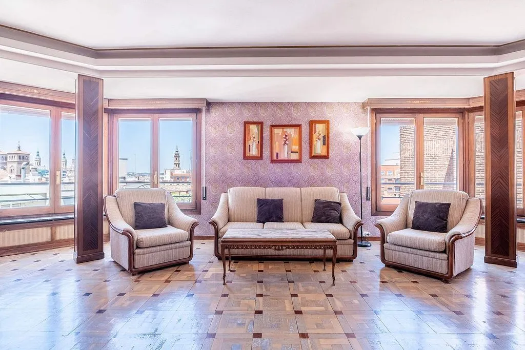 Séjour - Apartment with Balcony and Views in Zaragoza