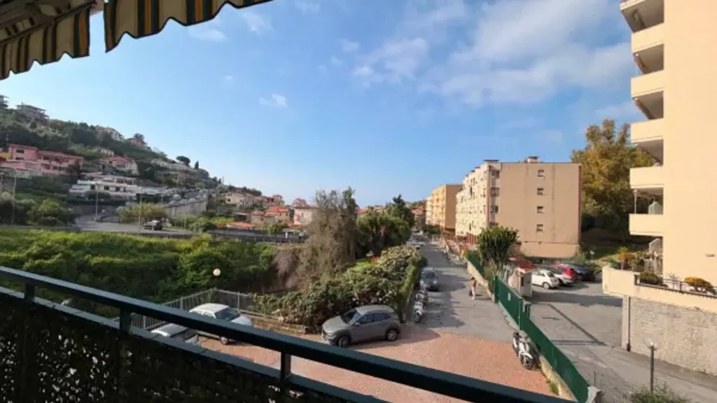 Rõdu - Modern Flat with Terrace in Sanremo