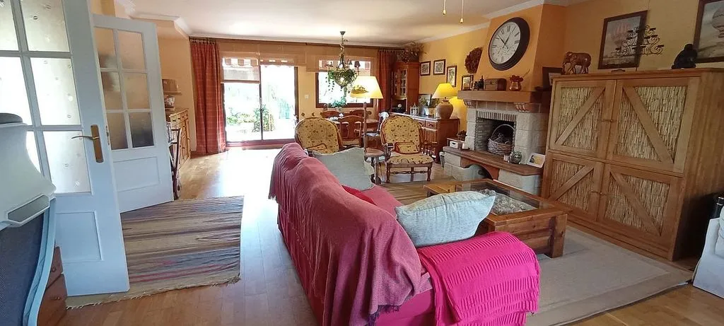 Living Room - Chalet with Pool and Terrace in Simancas