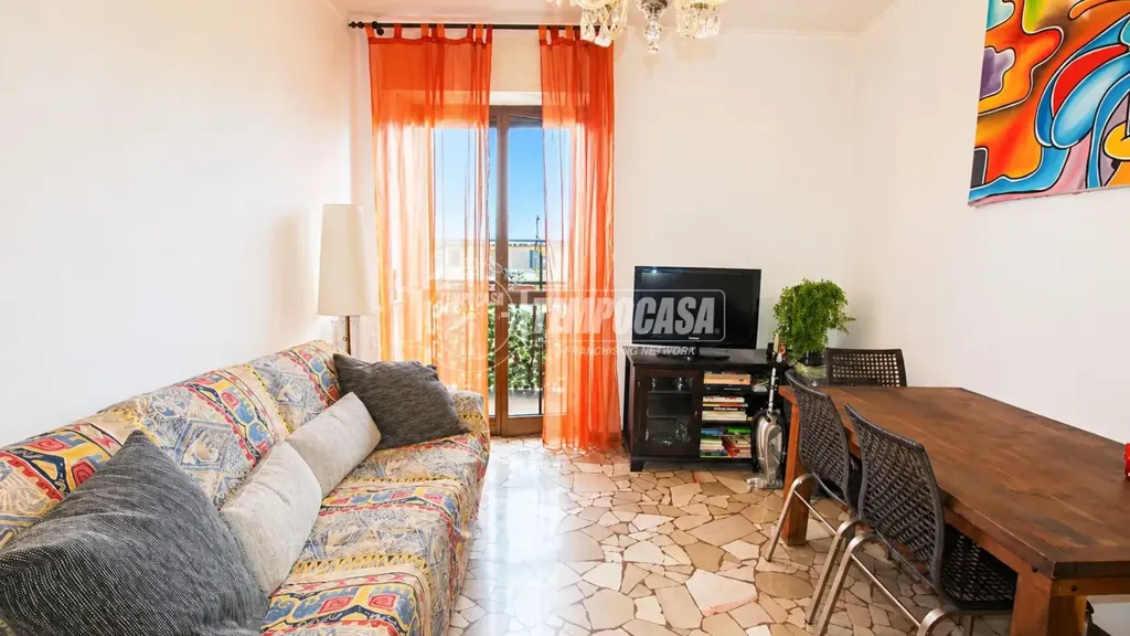 Soggiorno - Duplex with Balcony in Milan
