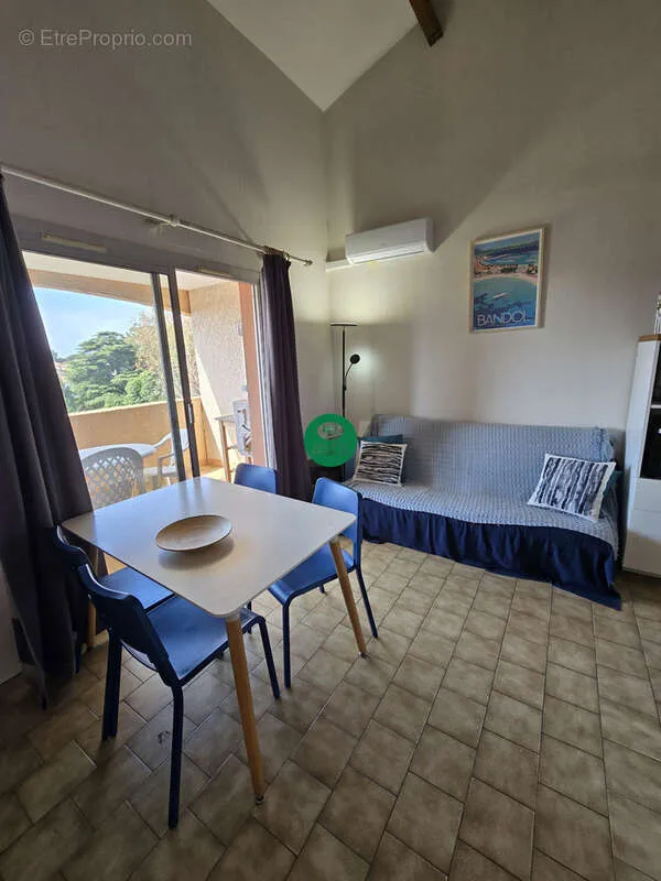 Salle à manger - Appartement Duplex avec Terrasse au Cœur des Sablettes