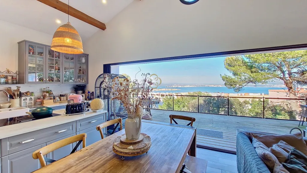 Köök - Villa with Sea View on Mont Saint-Clair, Sète