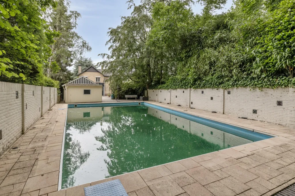 Bassein - Free-Standing House with Garden in Breda