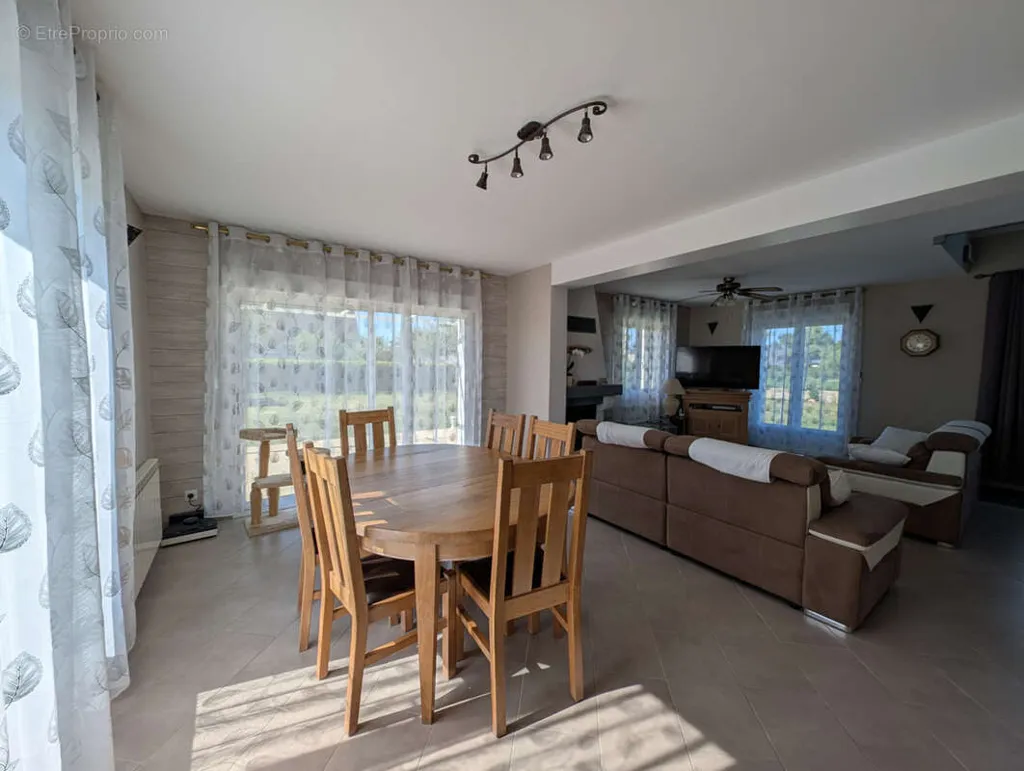 dining_room