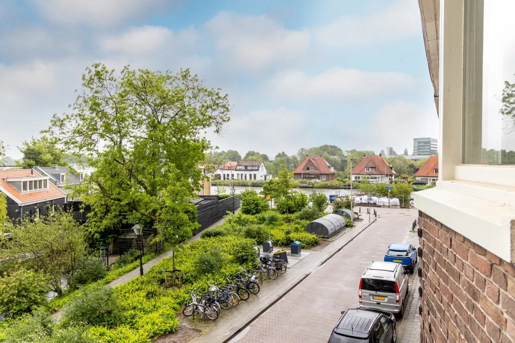 4-toaline korter asukohas Rotterdam