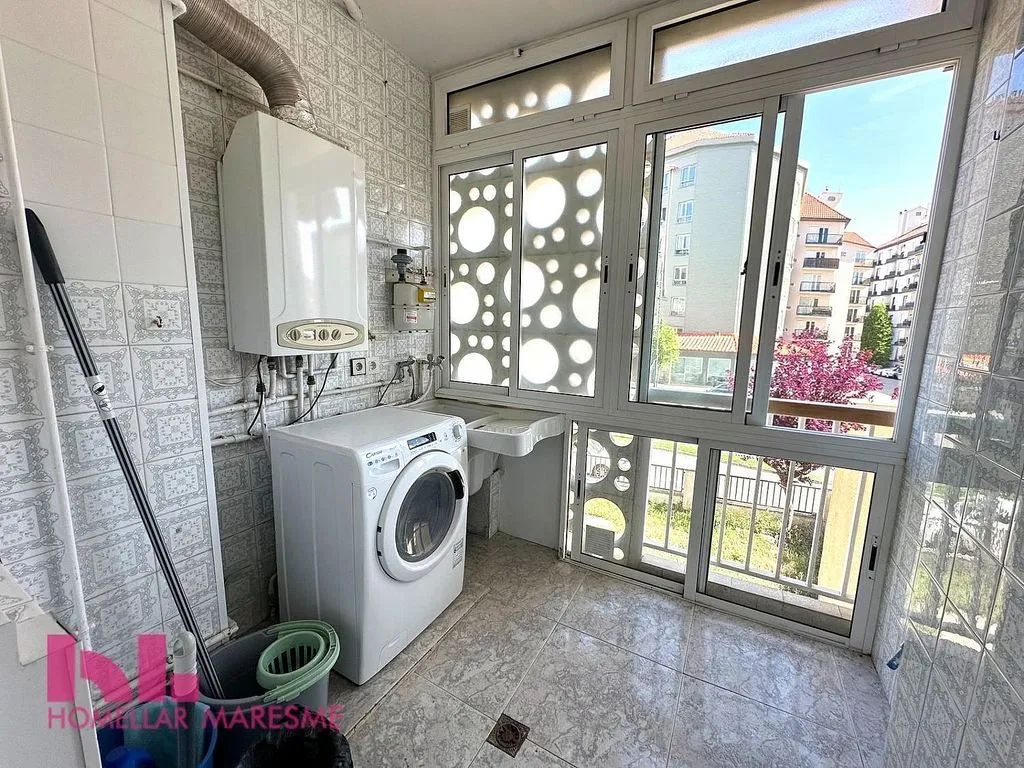 Lavanderia - Spacious Apartment with Balcony in Playa Garbi
