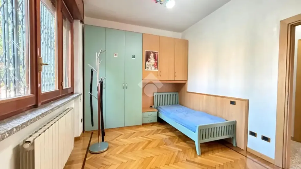 Magamistoad - Spacious Apartment with Private Balcony in Seregno