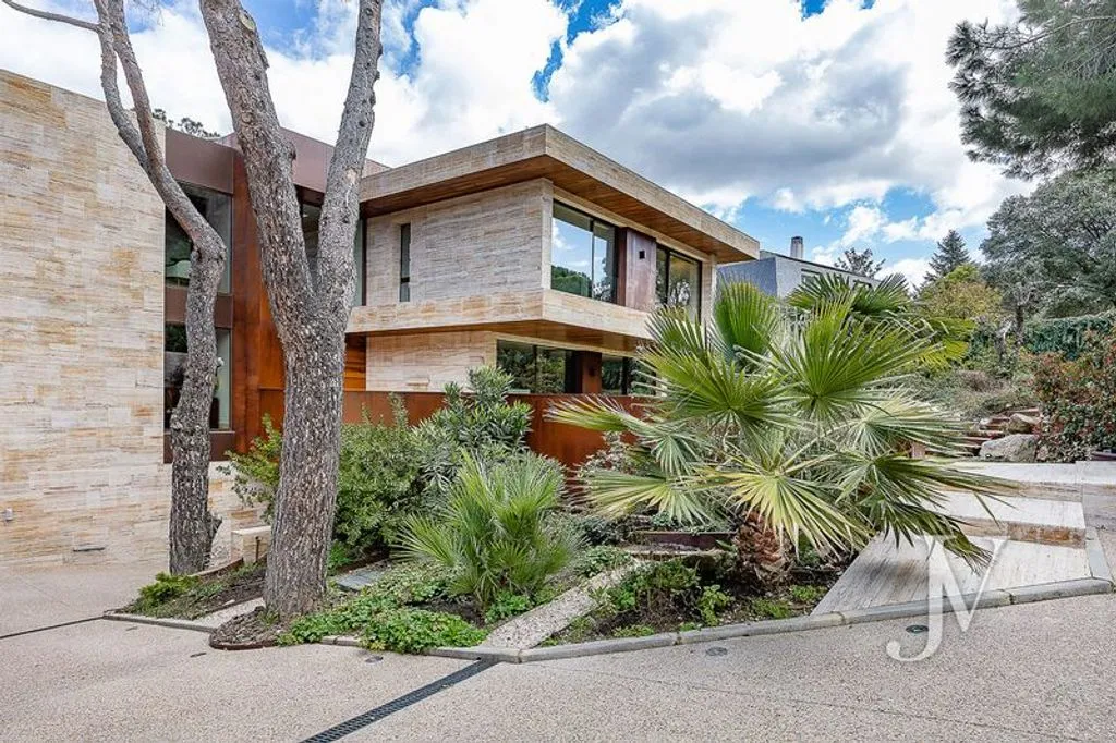 Välivaade - Luxury Villa with Pool in Montealina, Madrid