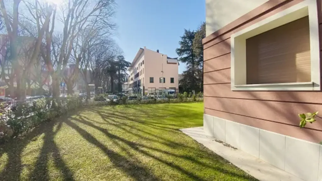 Aed - Modern Apartment with Terrace in Pordenone