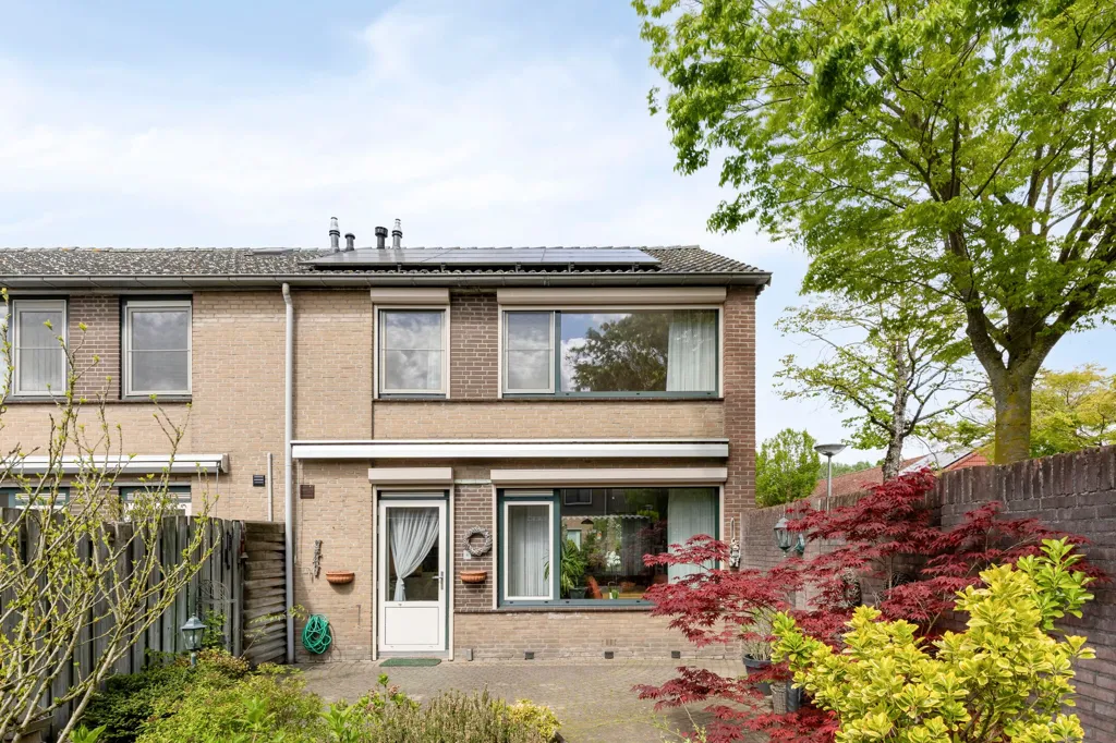 Extérieur - Modernised Corner House with Garden in Tempel